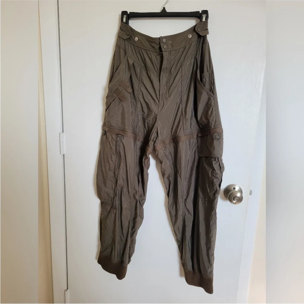 Free People Movement Green Zip Off Pants Joggers Shorts - Picture 5 of 6
